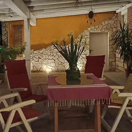 Leviole Apartment